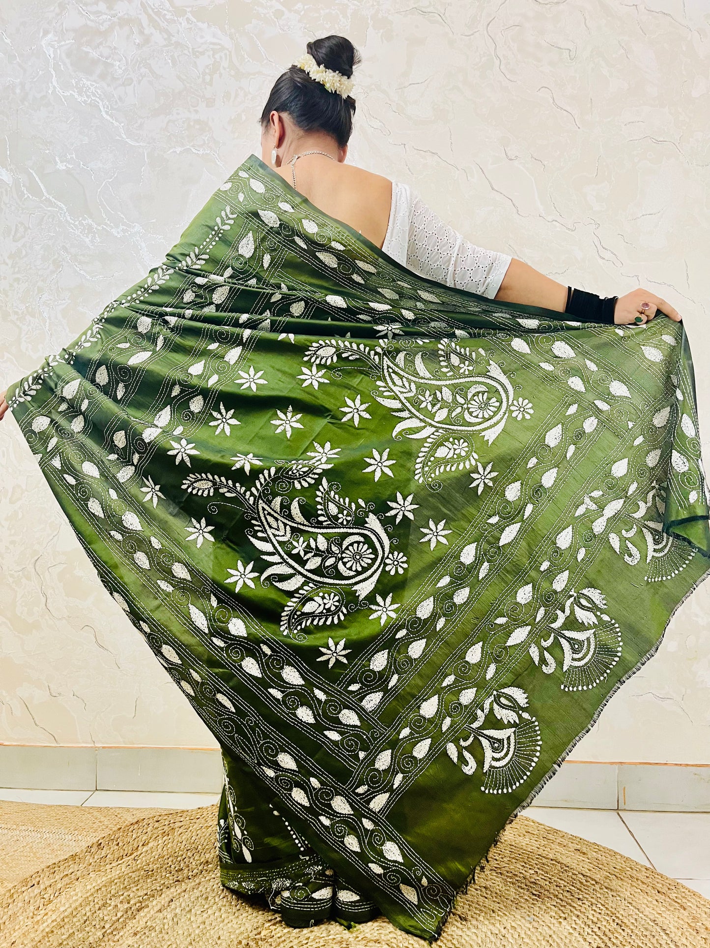 Desi Aadat Kantha Stitch Saree in Bottle Green Blended Bangalore Silk with floral motifs – handwoven beauty