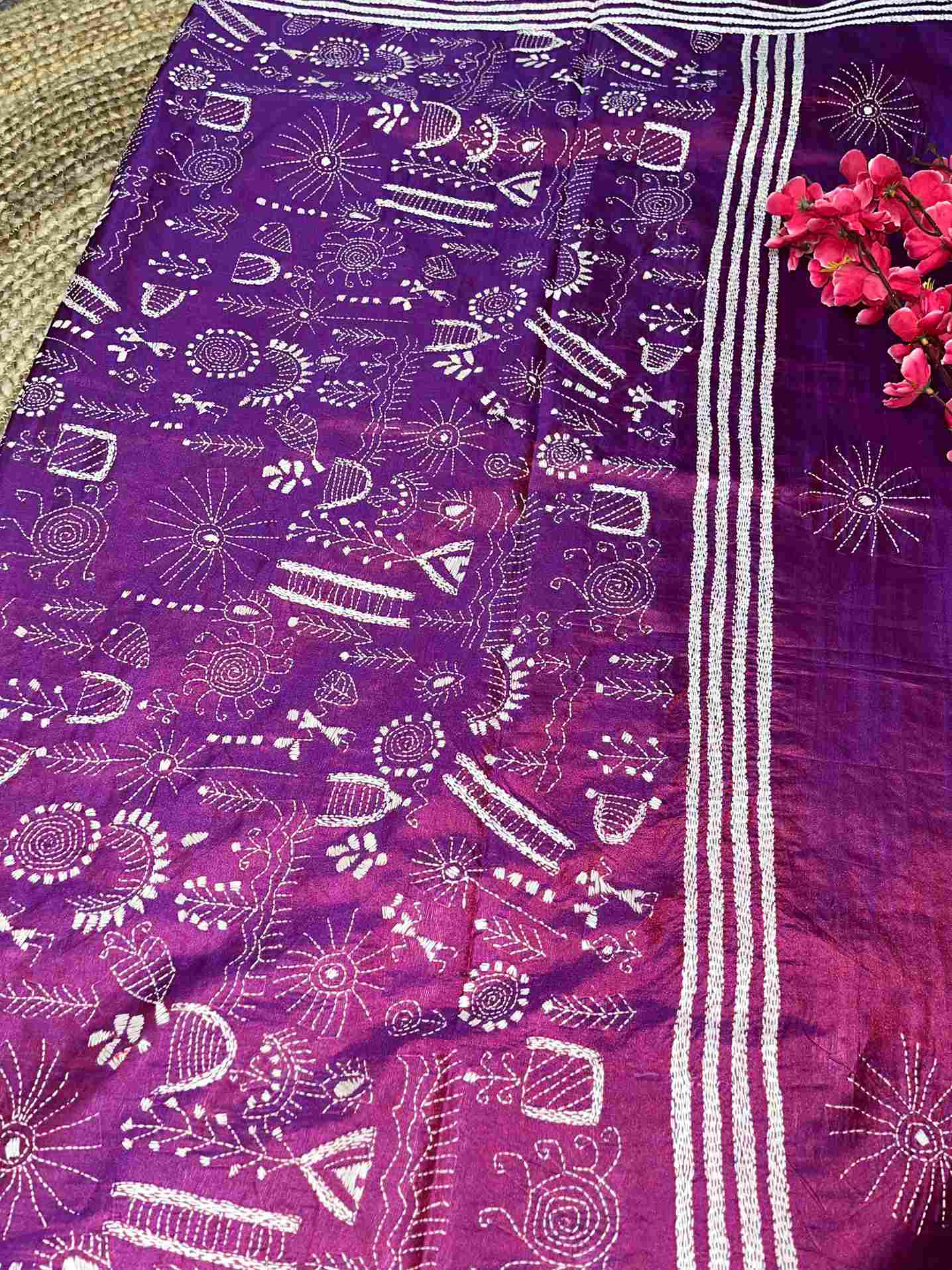 Beautiful woman in saree wearing Desi Aadat Kantha Stitch Saree – perfect party look with saree