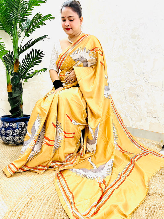 Beige Colour Crane Motif Kantha Stitch Saree