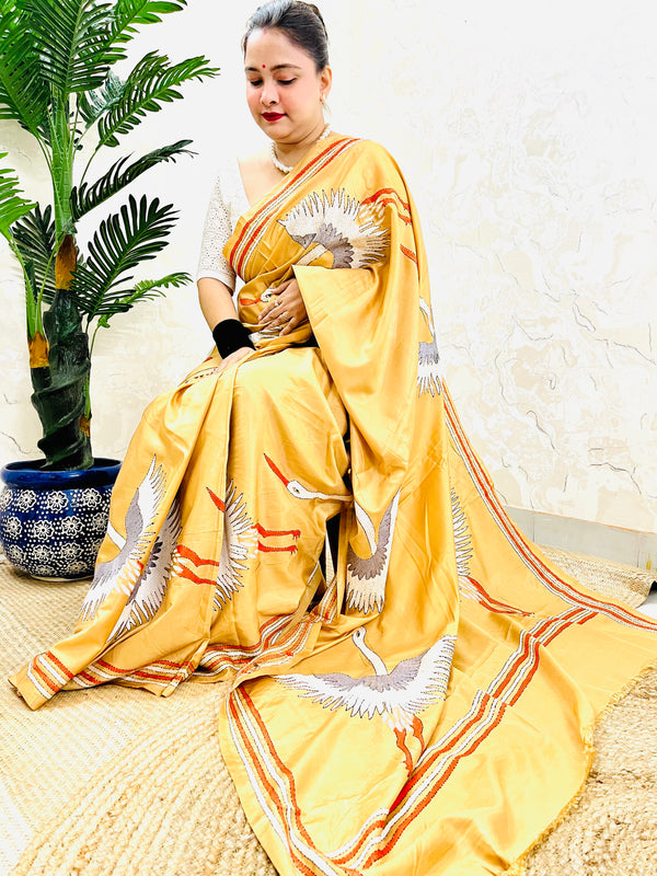 Beige Colour Crane Motif Kantha Stitch Saree