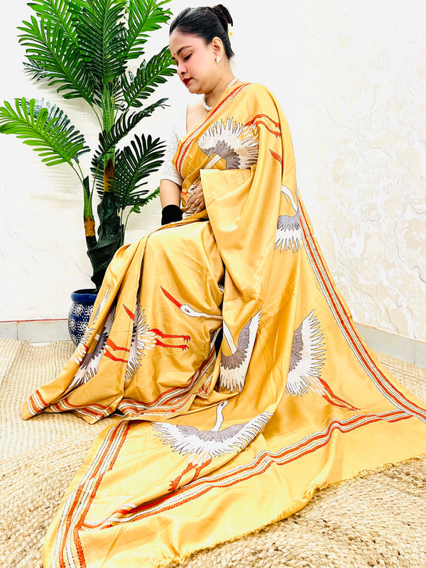 Beige Colour Crane Motif Kantha Stitch Saree