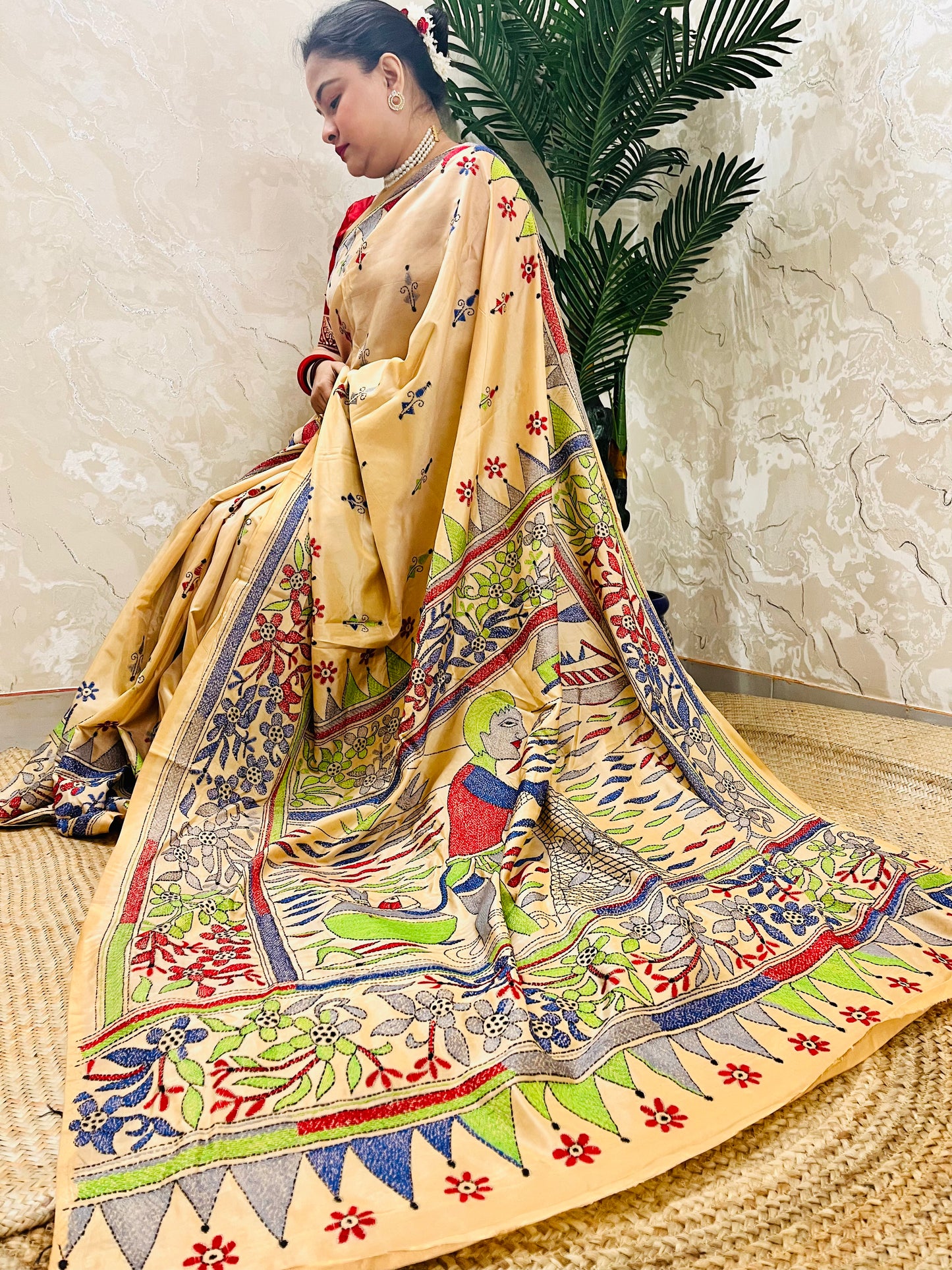 Beige handwoven kantha stitch saree with detailed human figure embroidery by Desi Aadat