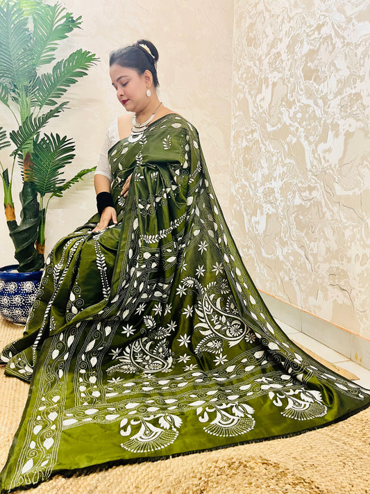 Desi Aadat Kantha Stitch Saree in Bottle Green Blended Bangalore Silk with floral motifs – handwoven beauty
