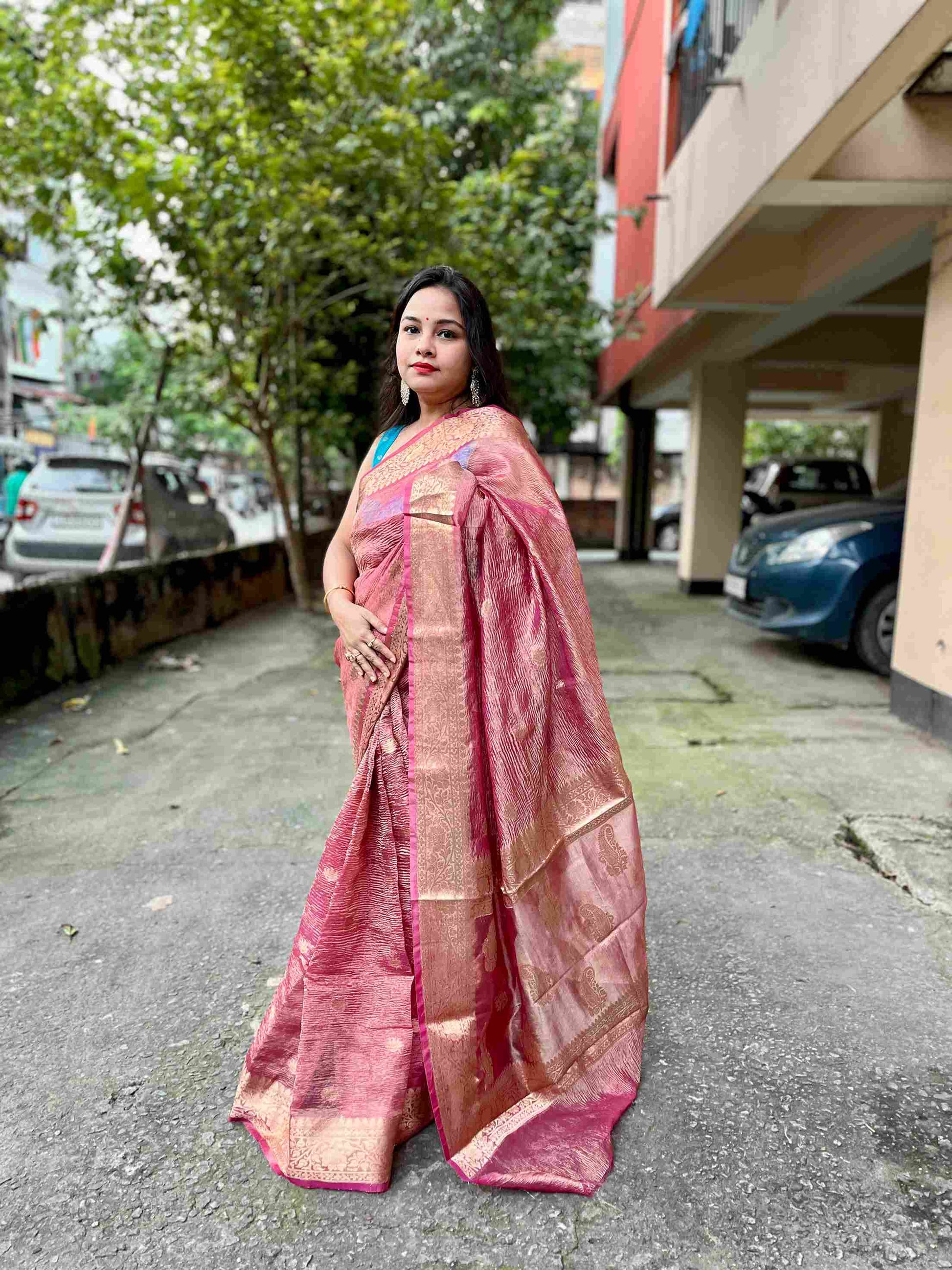 Luxurious Tissue Banarasi Saree with a Soft Crushed Texture