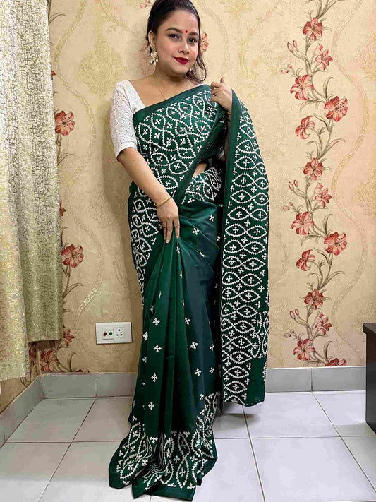 Gujarati Stitch Saree with Kutch Hand Embroidery in Bottle Green