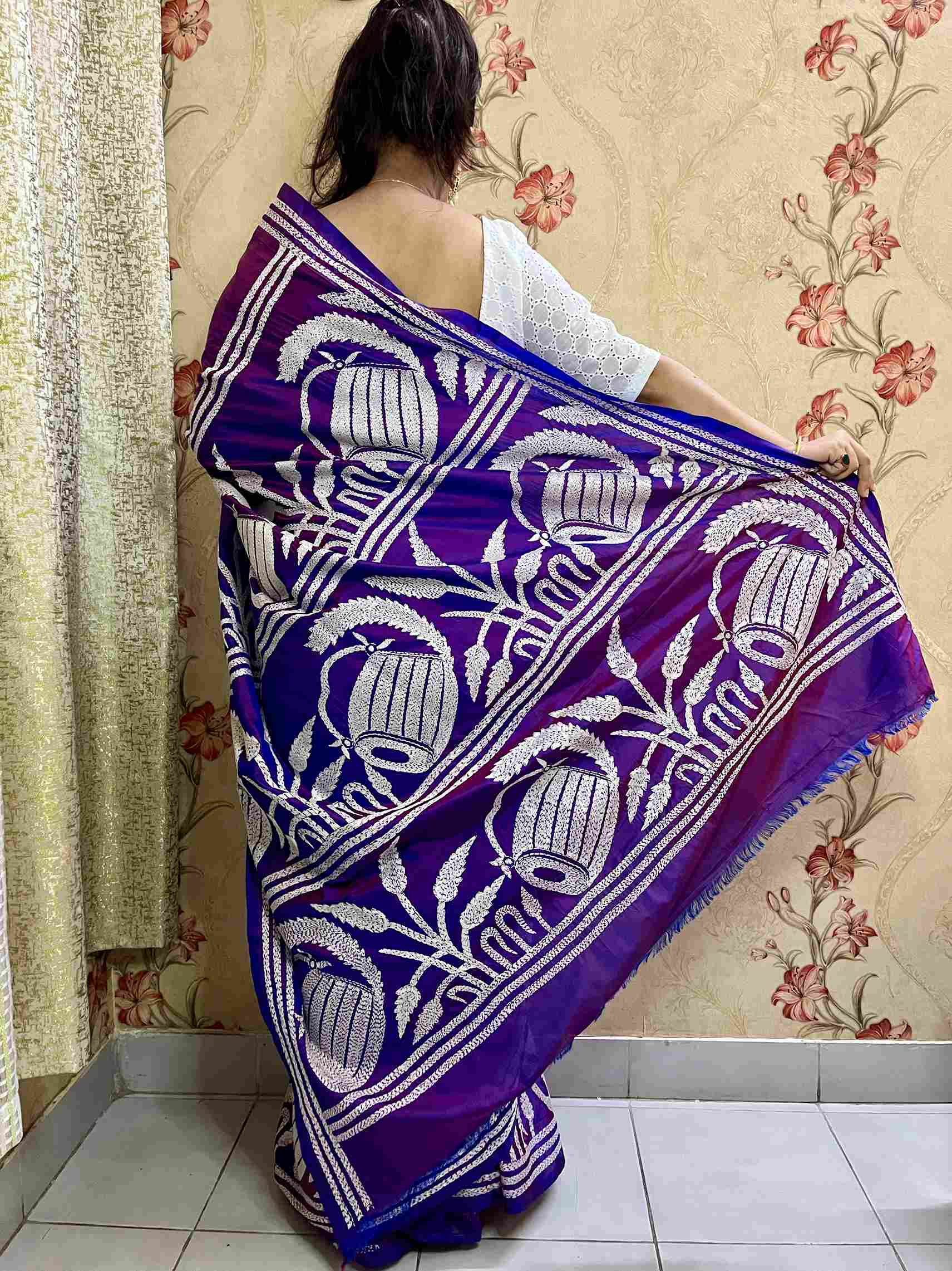 Best Ethnic Wear for Women – Exquisite Kantha Stitch Saree in Blended Bangalore Silk