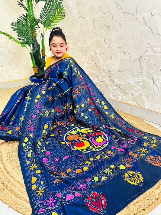 Ink blue Kantha saree with swan medallion motif, seated pallu detail view