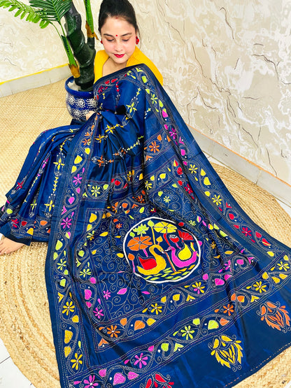Ink blue Kantha saree with swan medallion motif, seated pallu detail view