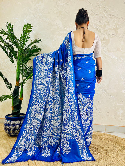 Back view of royal blue Kantha stitch saree with white branch and leaf pallu on Bangalore silk