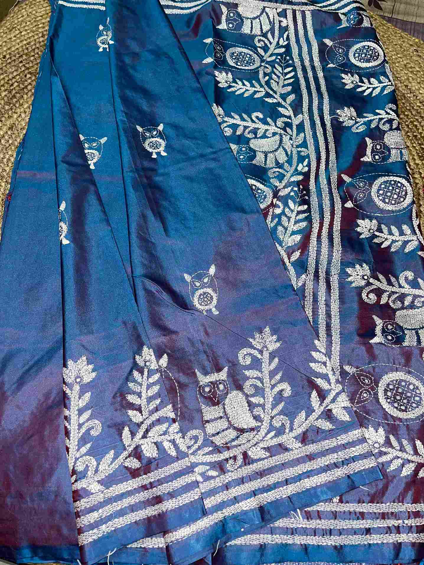 Saree Traditional Look – Beautiful Women in Saree Wearing Kantha Stitch Silk Saree