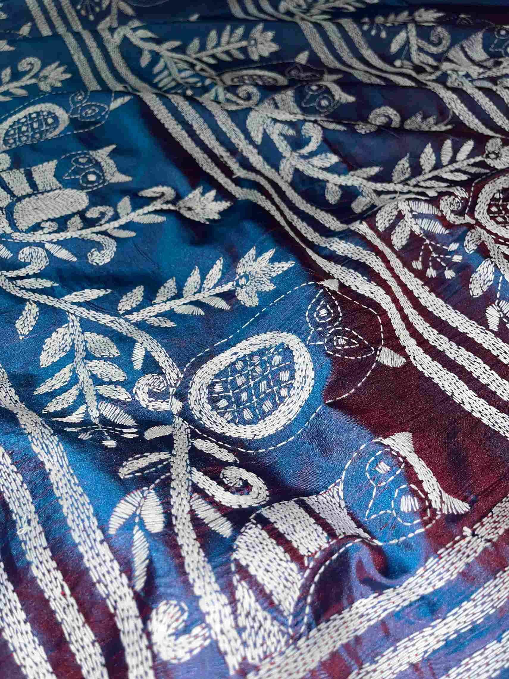 Kantha Stitch Saree – Blue Bangalore Silk with Owl Motif and Dual Tone Embroidery