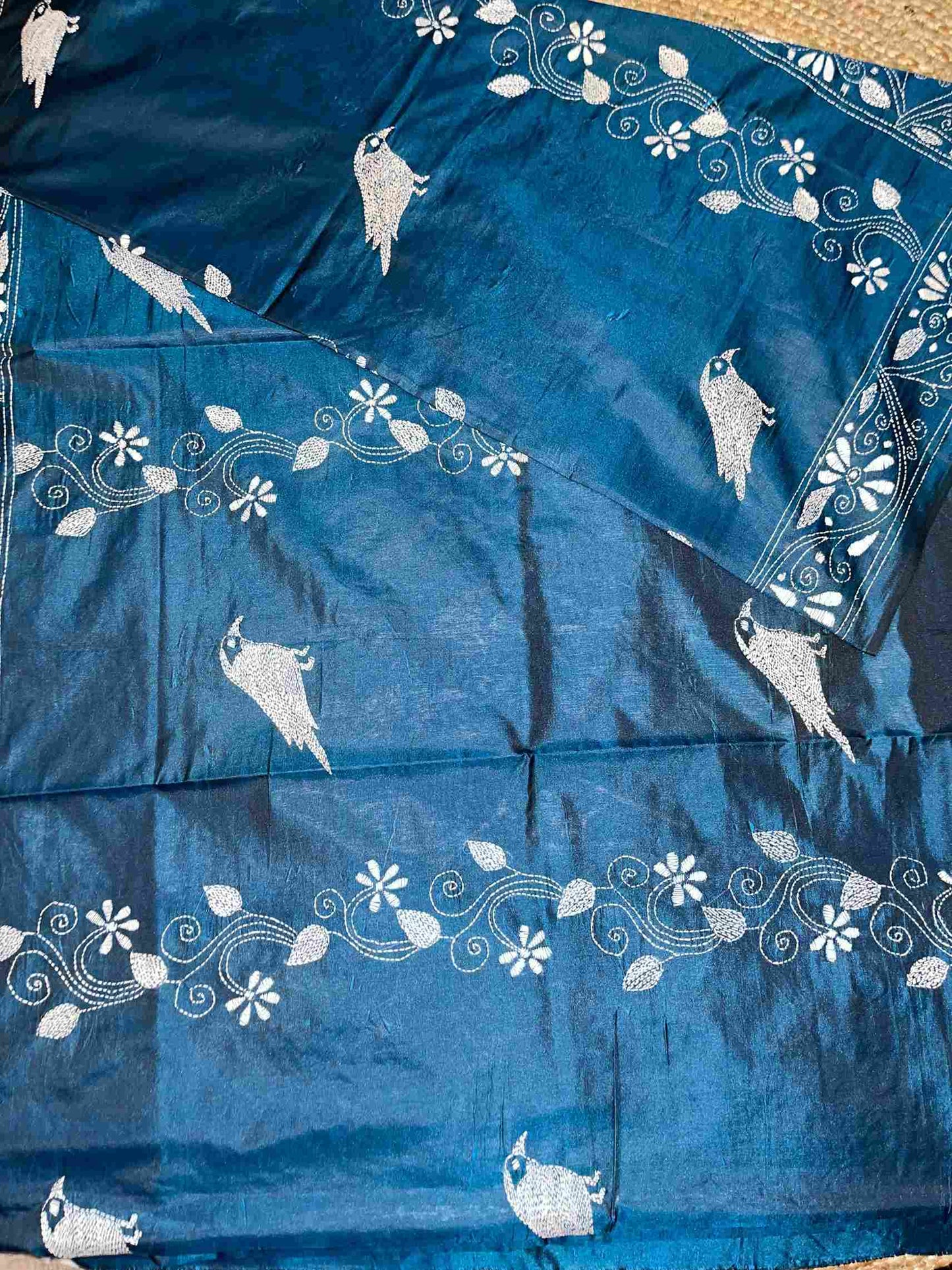 Traditional Saree Look – Beautiful Women in Saree Wearing Handcrafted Kantha Stitch Silk Saree