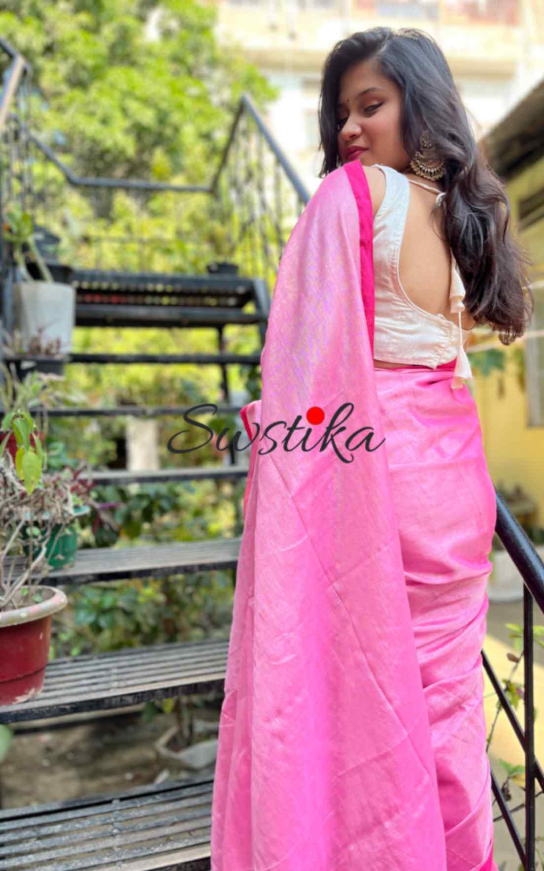 Pink Linen Saree with Silver Zari by Desi Aadat