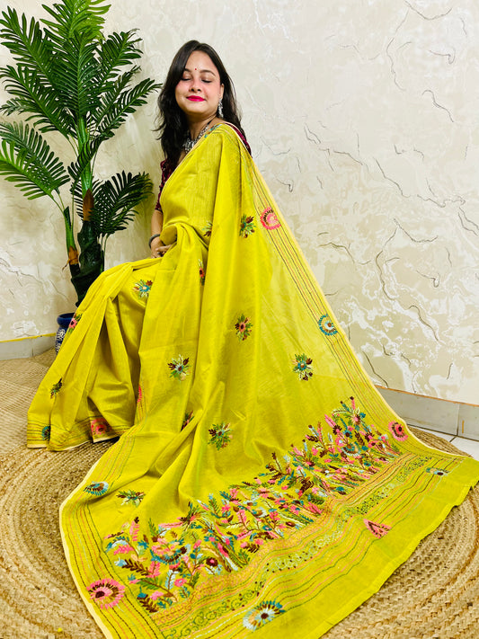 Detail of Parsi Gara satin stitch garden bouquet and chrysanthemum floral hand embroidery on lemon yellow Chanderi silk cotton saree — Desi Aadat
