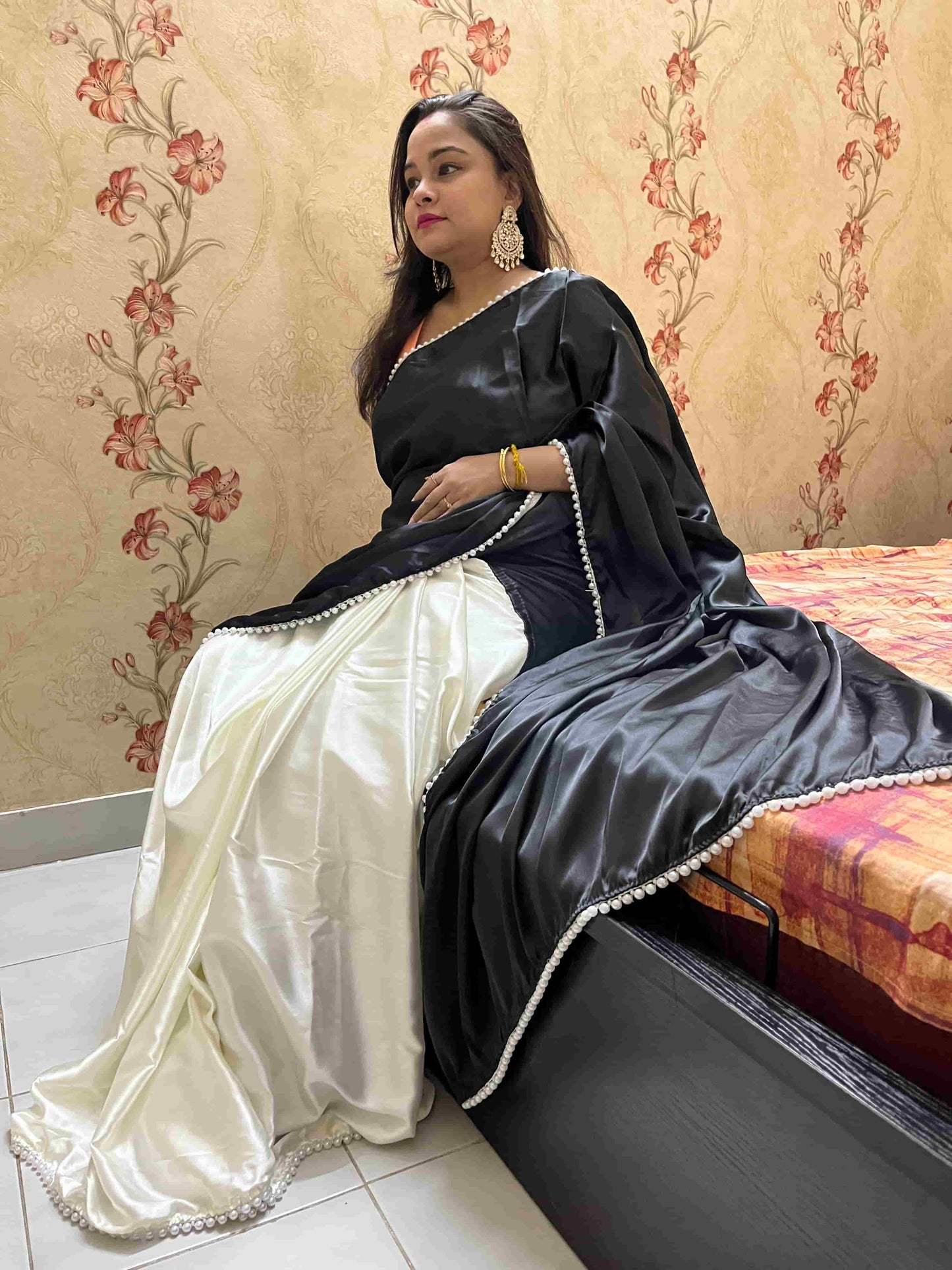 Handwoven Satin Silk Saree in Black – Desi Aadat Exclusive