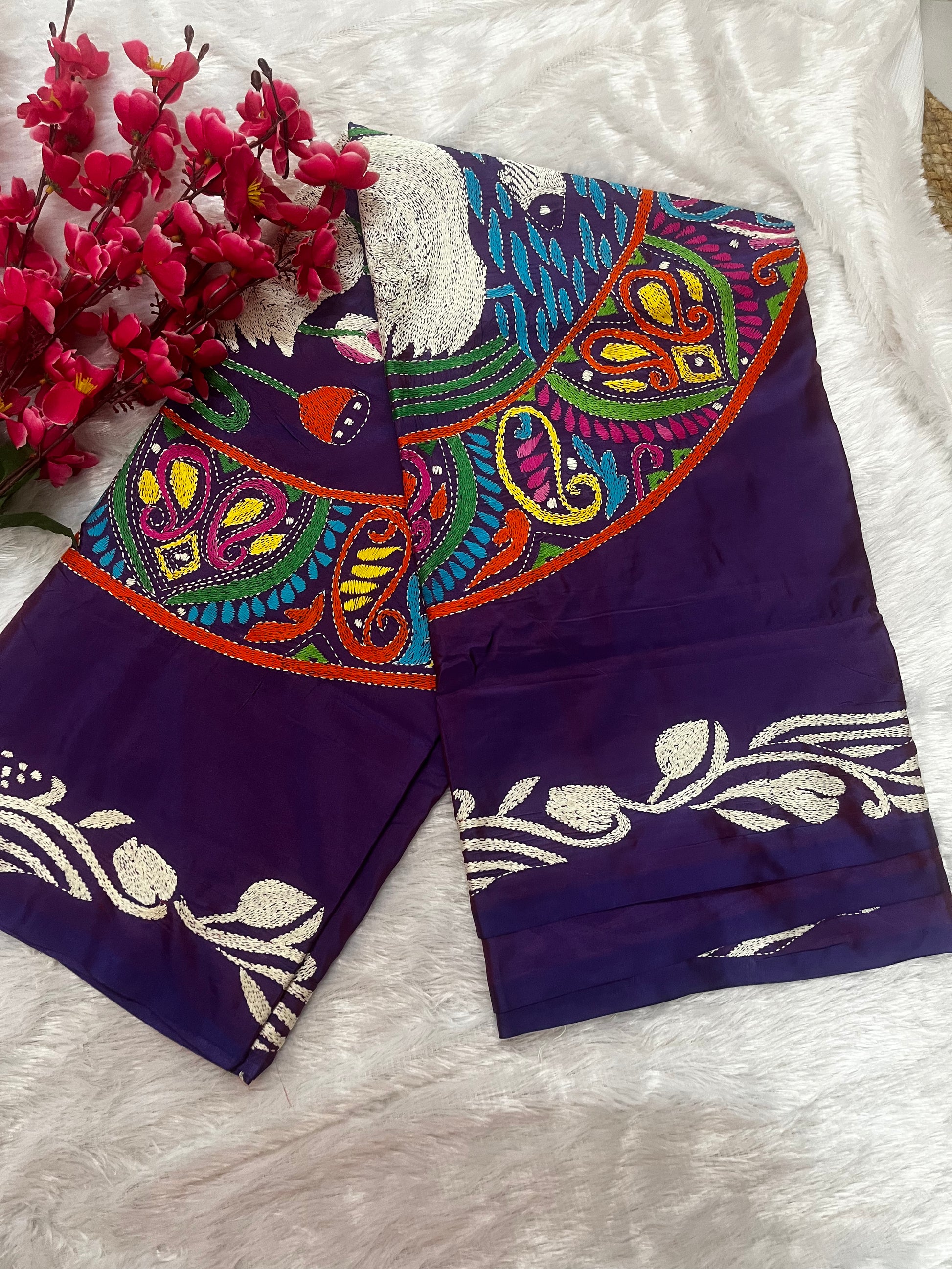 Purple Kantha Stitch Saree with handcrafted golden swarn motifs by Desi Aadat artisans